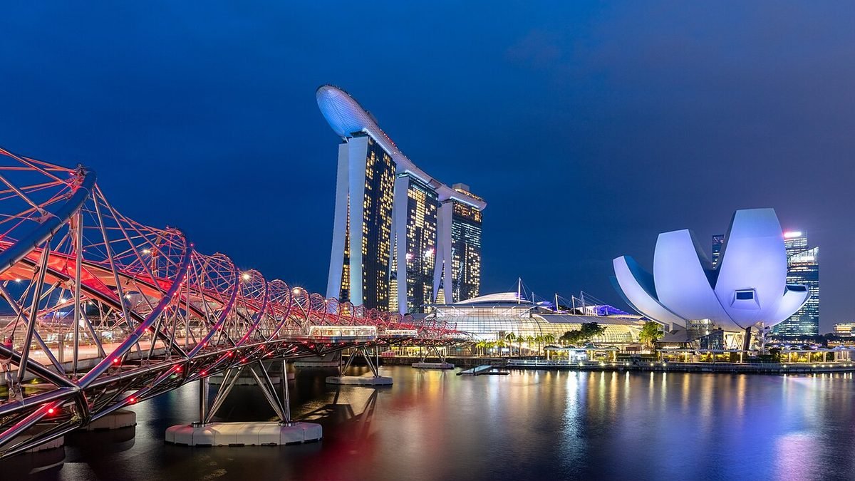 Helix Bridge and Marina Bay Sands at Marina Bay, Singapore